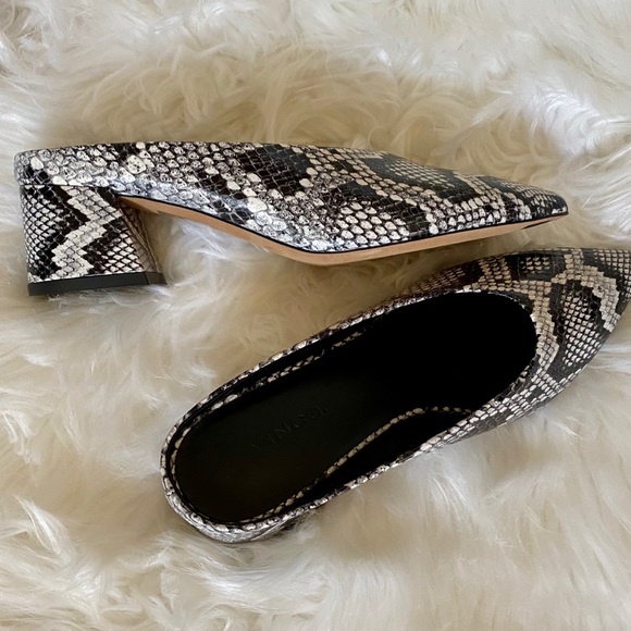 BRAND NEW* Vince Ralston Pointy Toe Mule